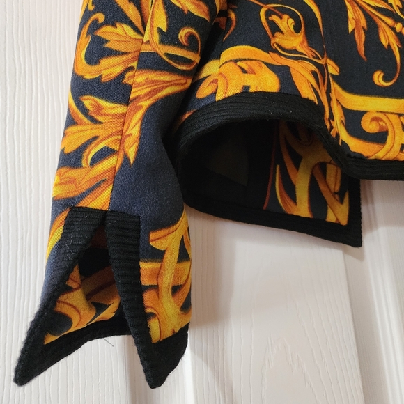 Versus Versace Ladies Baroque Bolero Sz 28/42 Stunning RARE - Picture 12 of 15